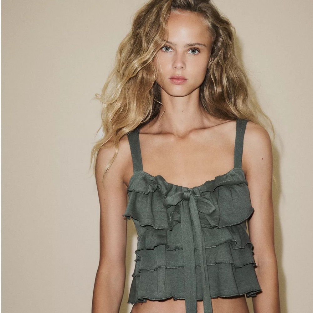 Zara Women's Olive Green Ruffle Top Size M
